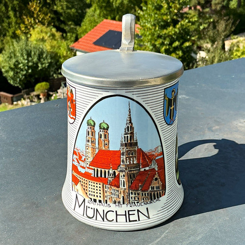 Porzellan bierkrug mit - porzellan,
