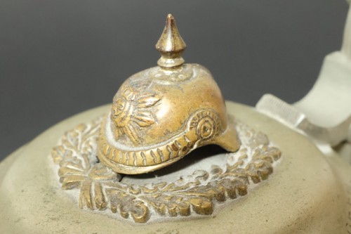 Alter pickelhaube - alter,
