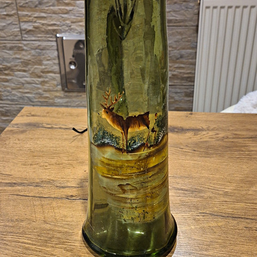 Grüner glas bierkrug mit - glas-bierkrug,