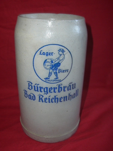 Bierkrug krug bier - 1,